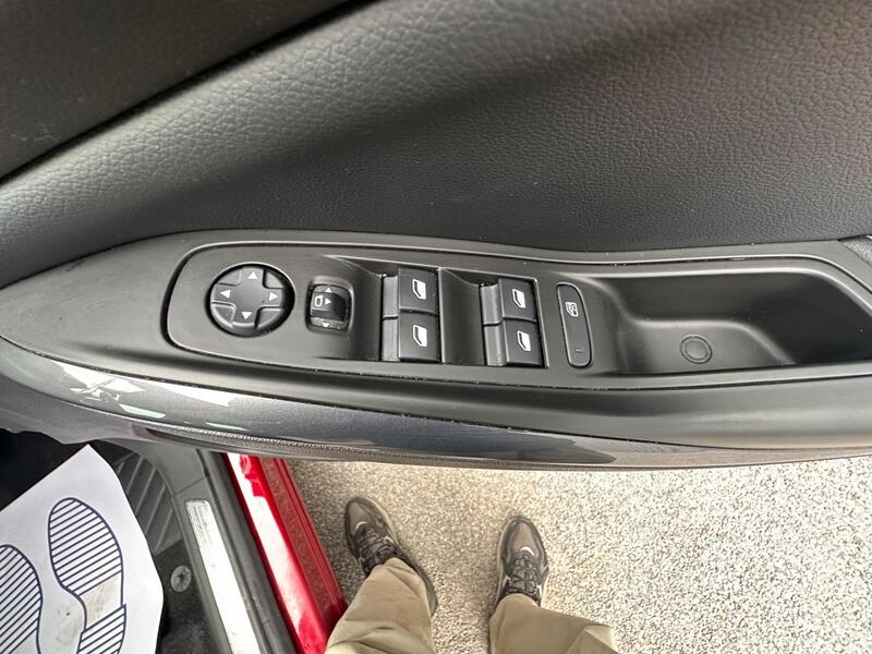 Vauxhall Grandland X photo 16