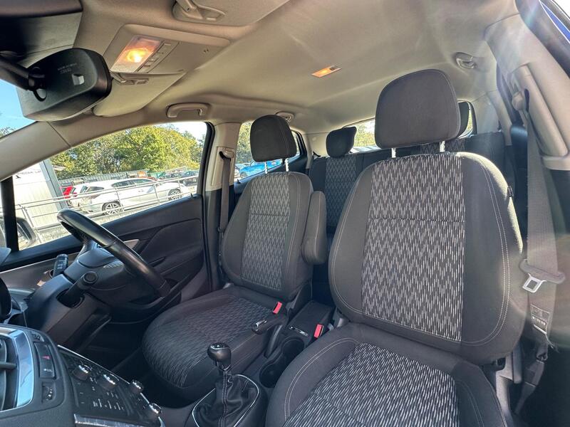 Vauxhall Mokka photo 34