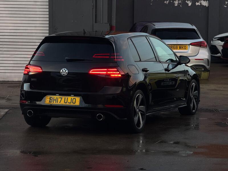 Volkswagen Golf 2.0 TSI BlueMotion Tech GTI DSG Euro 6 (s/s) 5dr image 20