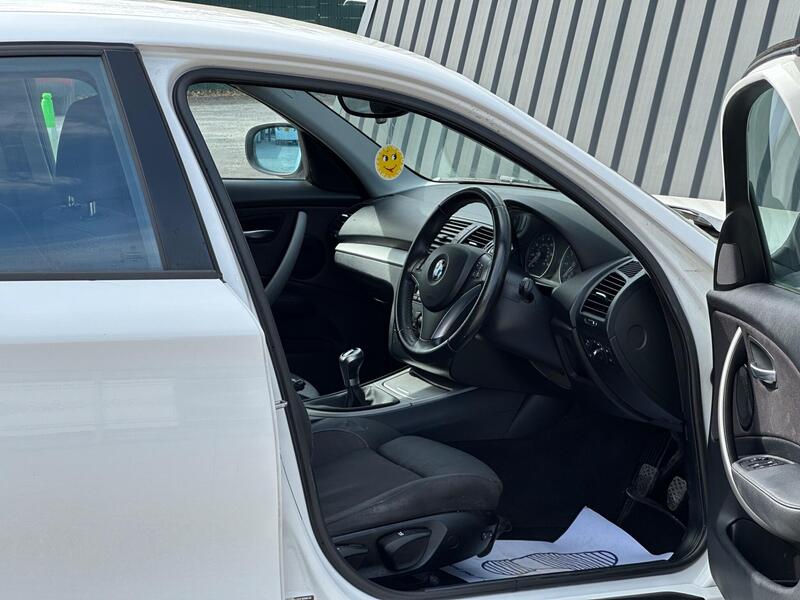 BMW 1 Series photo 24
